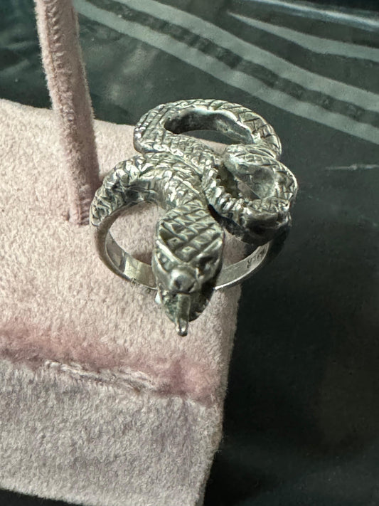 Size T.5 Mens large cast serpent snake ring Solid silver stamped 925 USA 9 3/4