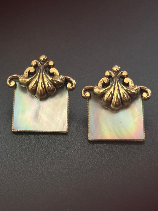 Designer Ermani Bulatti square genuine pearl shell square clip on earrings antique gold tone modernist