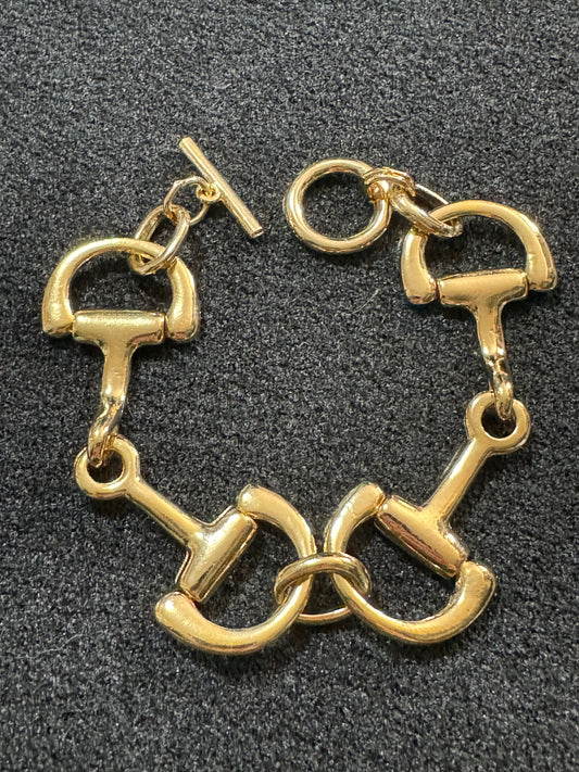 Chunky 2.5cm wide gold tone snaffle bit link bracelet 19cm old shop stock