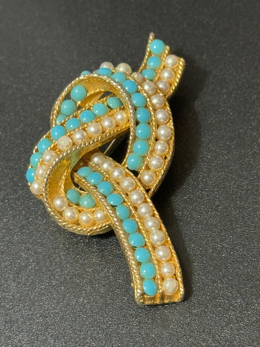 gold tone mesh turquoise and faux pearl beaded swirl knot brooch 6cm 1960s vintage modernist mid century