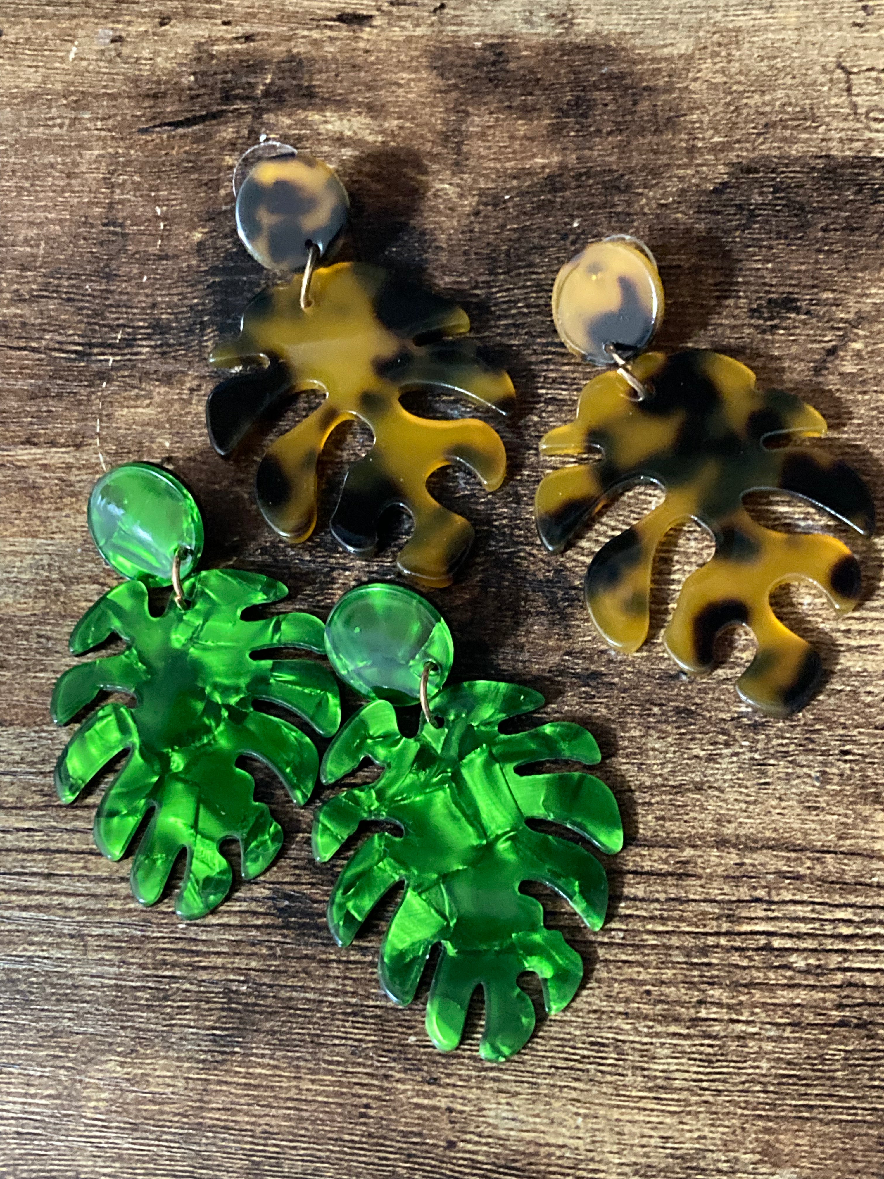 Green marbled acrylic palm leaf earrings