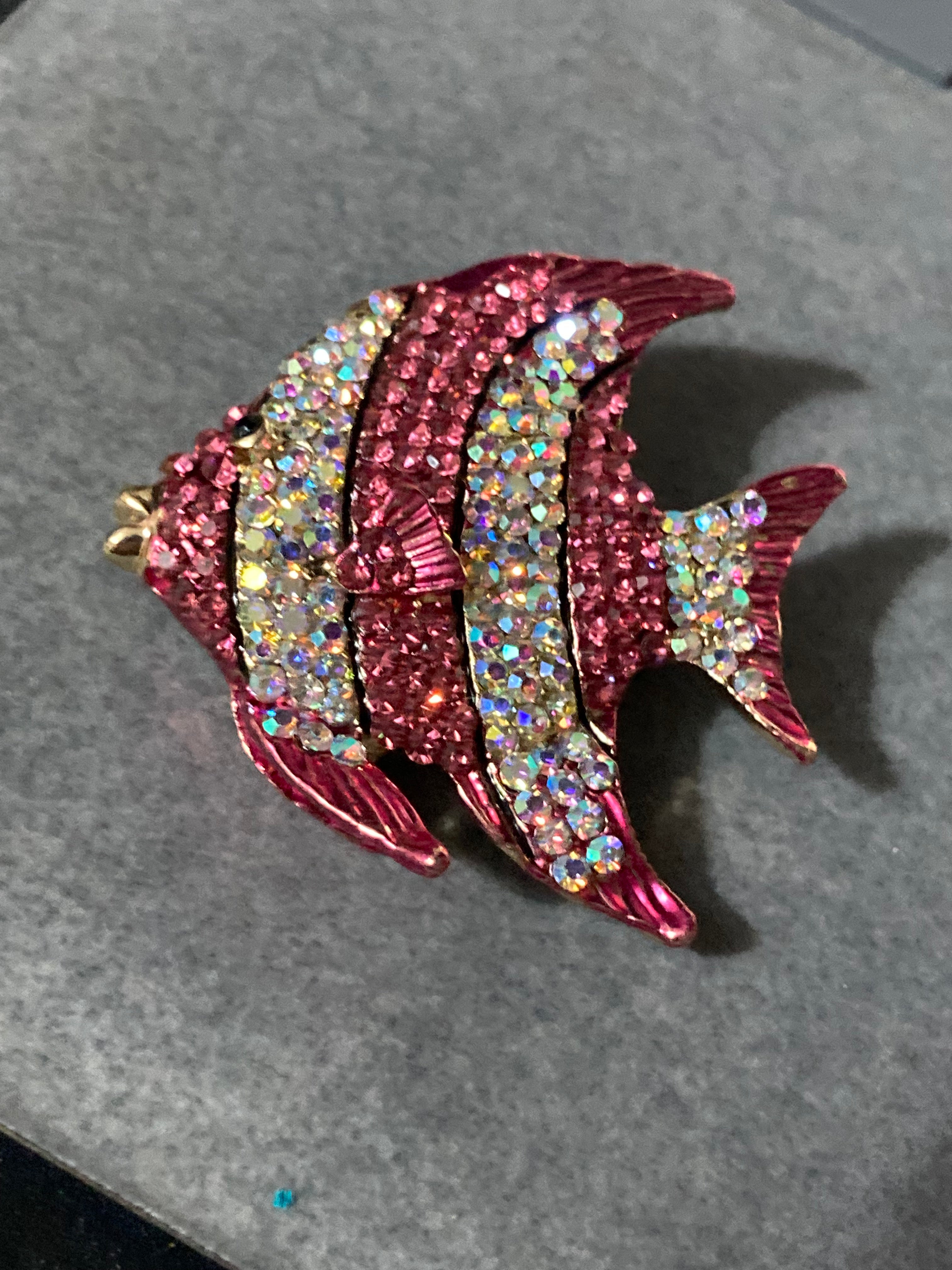 Diamanté fish brooch pink and clear stripes